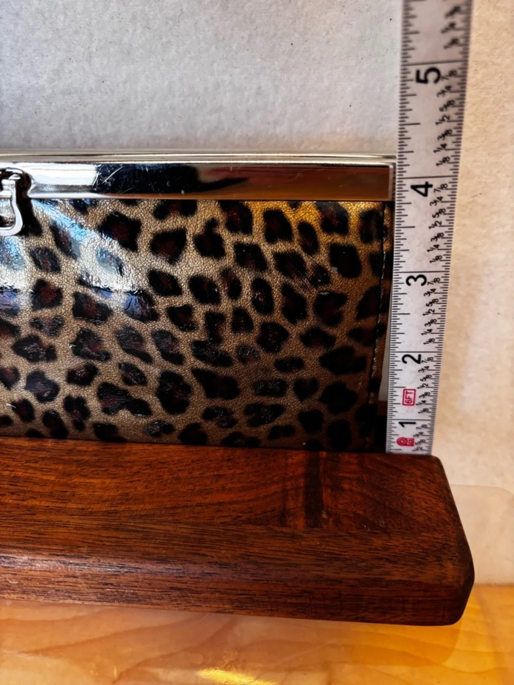 unbranded glossy leopard